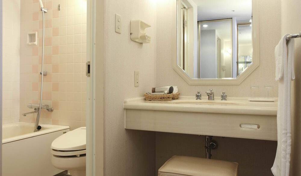 バスルーム一例 / 3