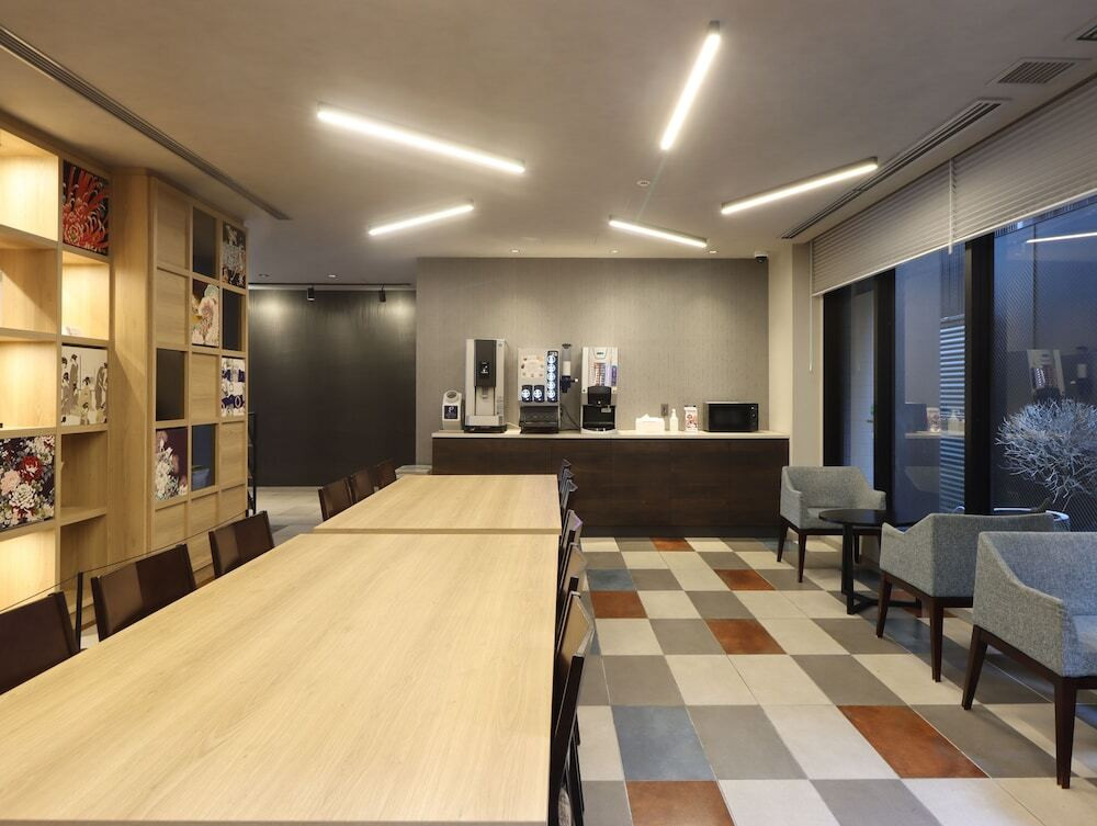 ロビーラウンジ