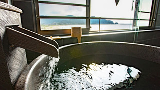 [オーシャンスイート]海側半露天風呂付き　喫煙