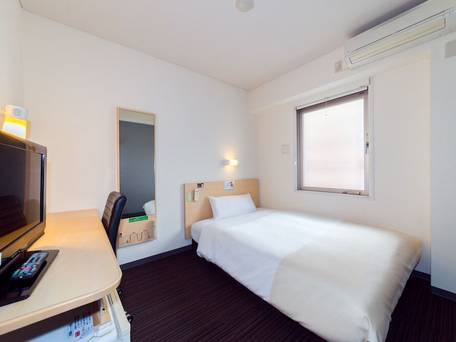 スーパーホテル 地下鉄谷町四丁目6号口 / 5