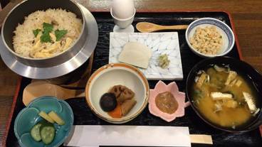 食事・飲み物 / 1