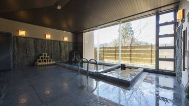 屋内スパ浴槽 / 1