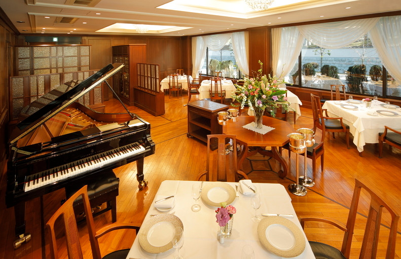 「レストラン ル・ボワ」 内観 135510953 