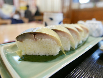 「いづ松」 料理 44297458 鯖寿司(1500円）