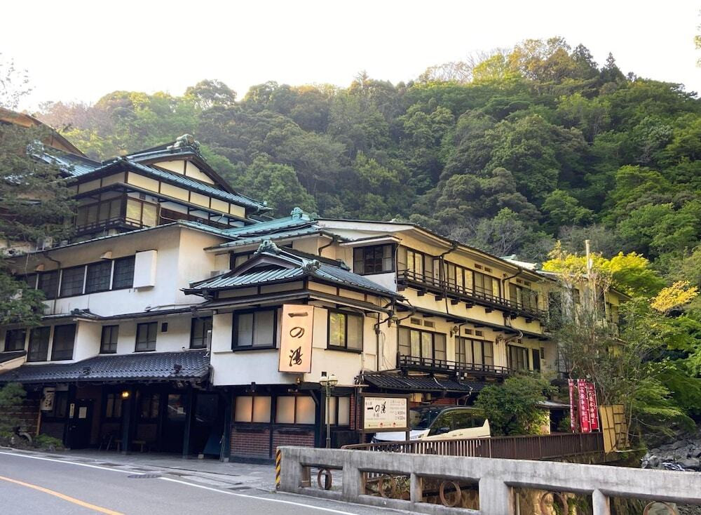 登録有形文化財に泊まって、温泉情緒を味わおう4043226