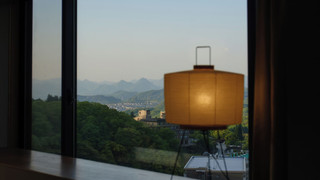 東館 旧有馬郡の山々をながめるデラックス和洋室 禁煙