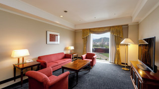 プレミアスイートダブル 禁煙 (80平米)