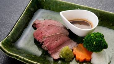 食事・飲み物 / 8