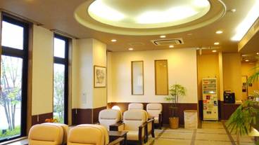 ロビーラウンジ / 3