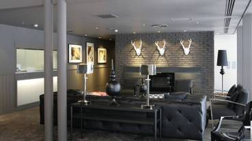 ロビー応接スペース / 9