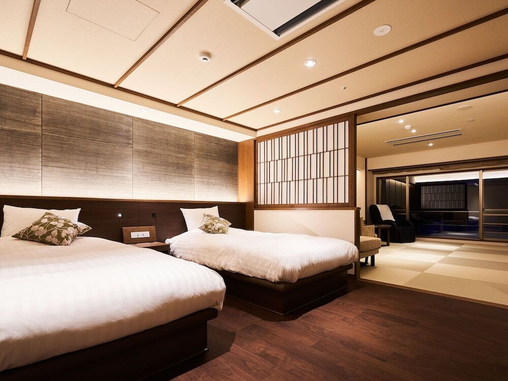 2. 色浴衣に着替えて108歩、絶景の離れ湯へ「蔵王四季のホテル」3484486