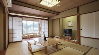 [禁煙] 8畳和室 道側