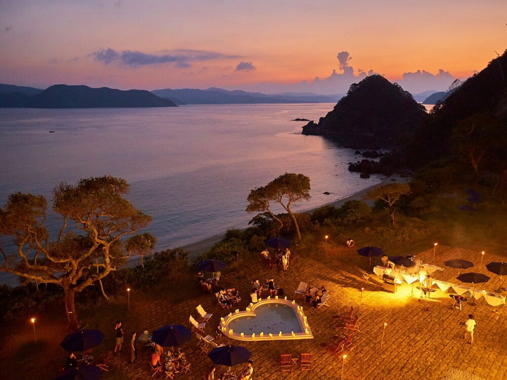 夜はロマンチックな星空に抱かれて3481290