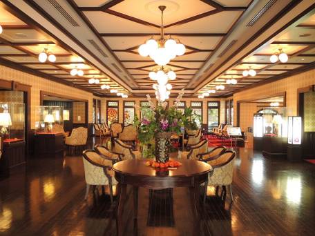 金沢白鳥路 ホテル山楽 / 1