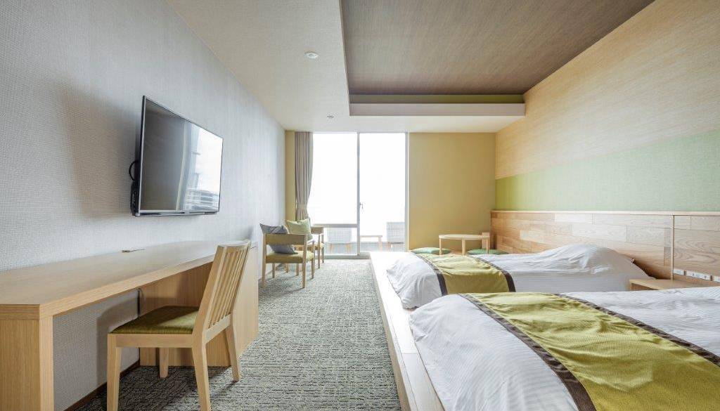 和モダンなお部屋で
寛ぎのひと時 / 1