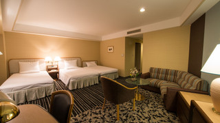 スーペリア トリプルルーム 禁煙　タウンビュー