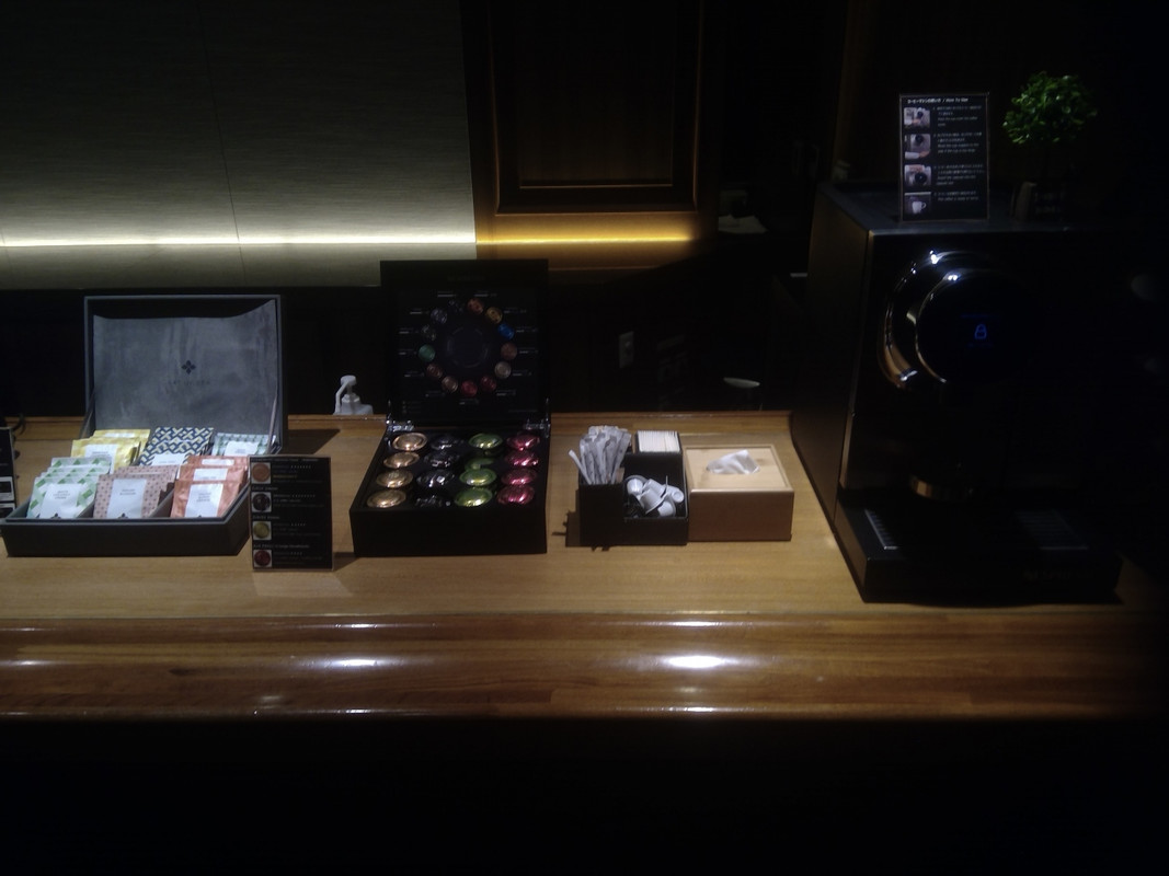 自由に飲めるお茶やコーヒー