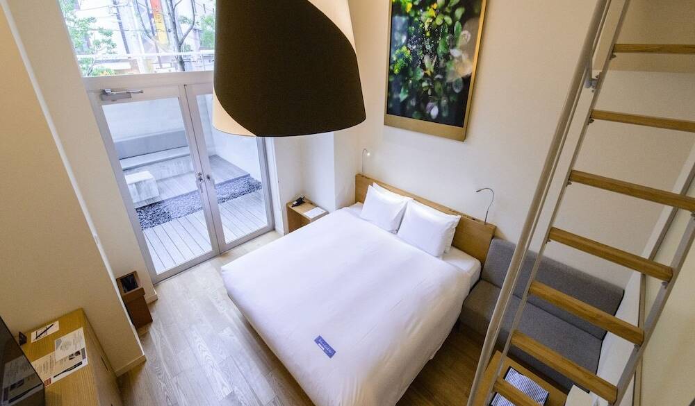 ロフトデラックスダブル / 3