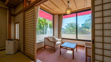 別館「静龍」一例／広縁 / 8