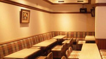 カラオケ ルーム / 8