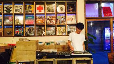 ロビーラウンジ / 4