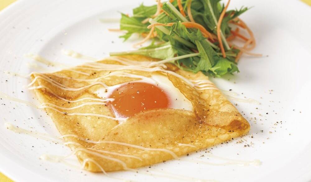 自然光を浴びながら
和洋ビュッフェの朝食を / 2