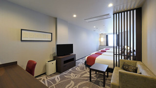 デラックストリプルルーム+エキストラベッド 禁煙