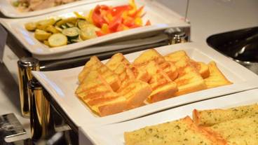 食事・飲み物 / 1