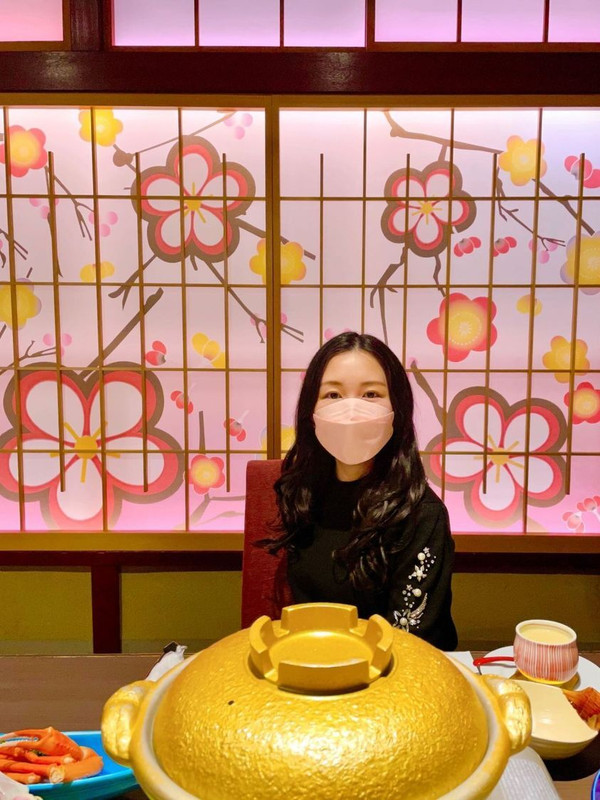 ダイニング「和ごころ」は写真撮影にもぴったりのスポット。ロールカーテンで仕切られた空間でプライベート感も◎ / 1