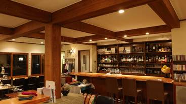 カフェ&バー「楽水楽山」 / 4