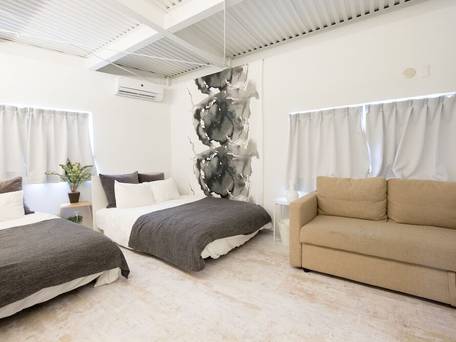 HIPPO Hostel＆Cafe Bar / 5