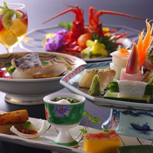 季粋の宿 紋屋（キッスイノヤド モンヤ） / 1