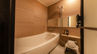 スーペリアツイン (ソファベッド、大人3名利用時)