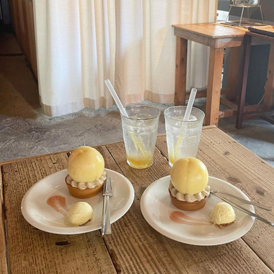 北野のカフェレストラン「トリトンカフェ」は季節のフルーツを使ったスイーツが人気 / 1