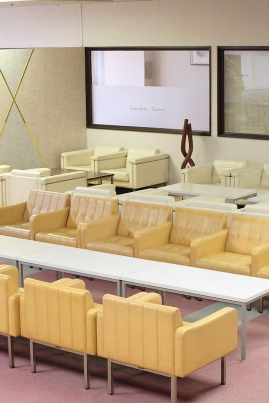 ロビーラウンジ