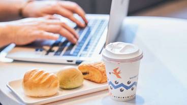 食事・飲み物 / 6