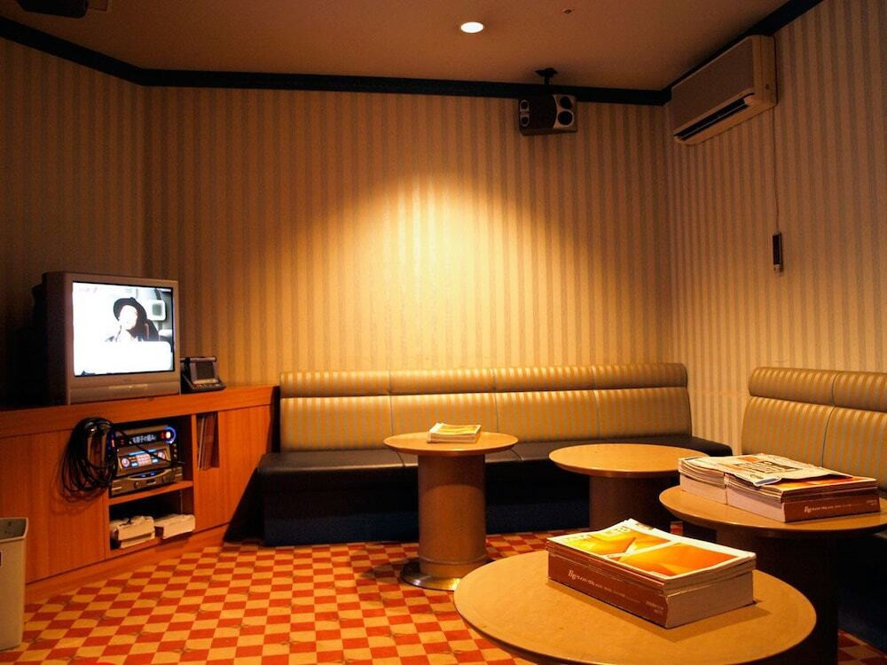 カラオケ ルーム