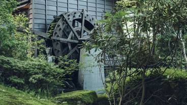 施設の入り口 / 14