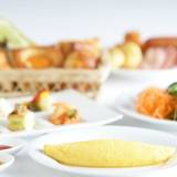 朝日を浴びながら
お部屋で朝食を / 1