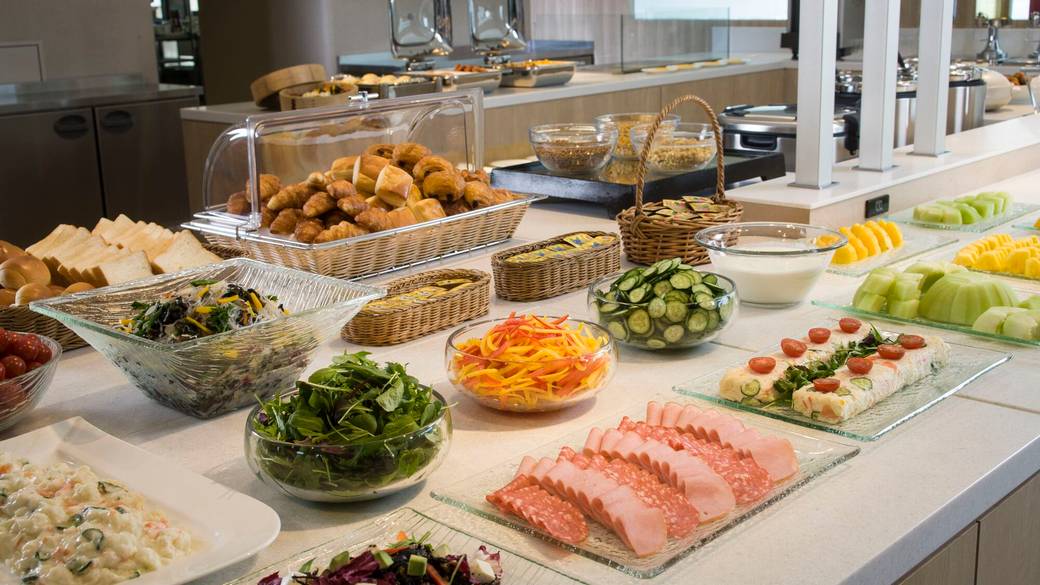 朝食ビュッフェ 料理コーナー / 4