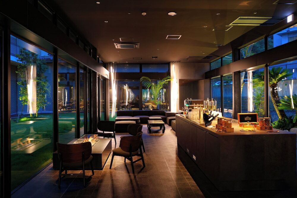 ロビーラウンジ