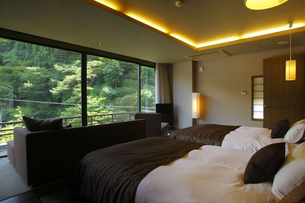 セミスイート洋室