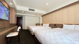 フォース・スタンダード ユニバーサルデザイン(キング2台) [全室禁煙]