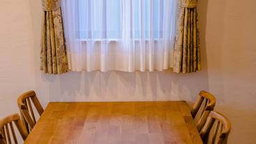 客室内のダイニングエリア / 21