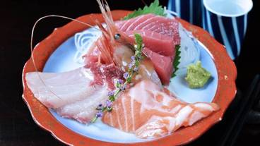 旅館のお食事処 / 9