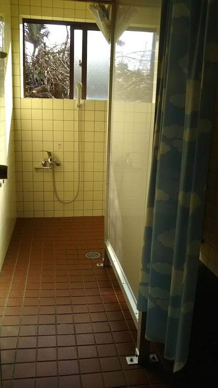 バスルームのシャワー