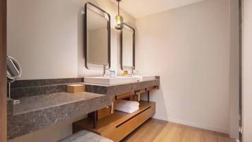 バスルーム / 32