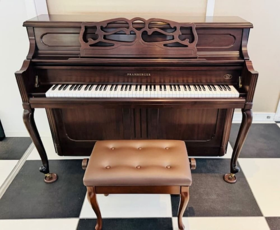 フロント
