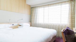 ダブルルーム キングベッド 1 台 喫煙可