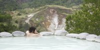 群馬の名湯・万座温泉で癒されましょ。濃厚白濁湯が楽しめる温泉宿5選